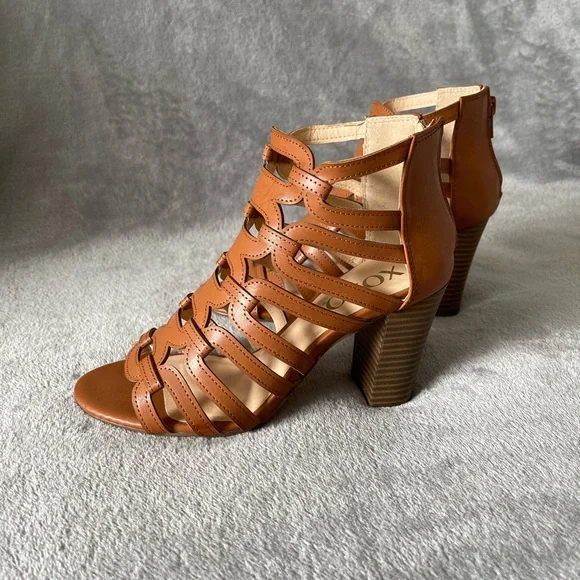 XOXO Shoes Xoxo Open Toe Brown Sandal Size 52 Brand New Never